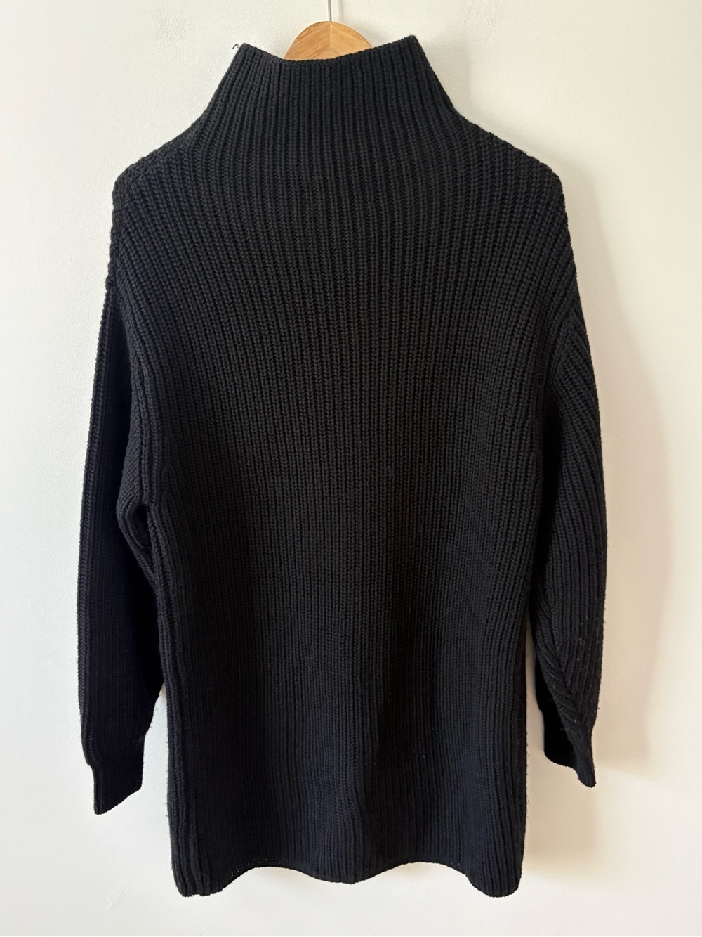 Wilfred Aritzia Black Merino Wool Knit Sweater Dress MockNeck Size XS Minimalist - Picture 7 of 10